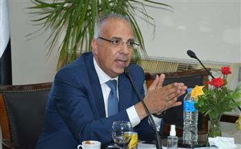 وزير الري يبحث مع قيادات الوزارة أنشطة إدارات التوجيه المائي بالمحافظات