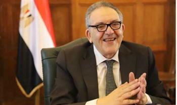 محافظ الإسكندرية يهنىء أحمد الوكيل لفوزه برئاسة الاتحاد العام للغرف التجارية 