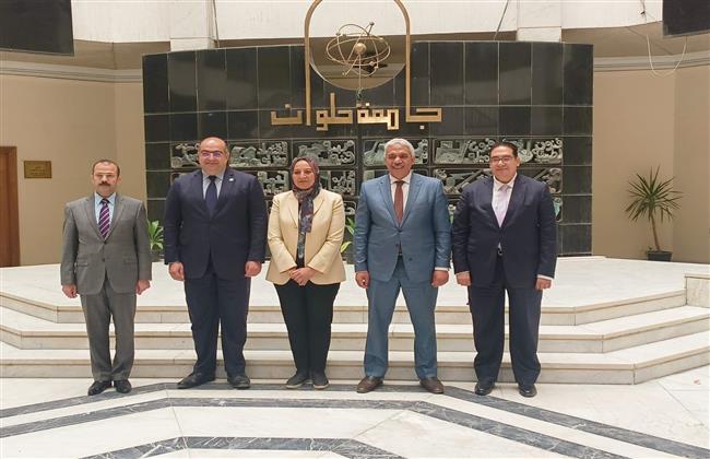 نائب رئيس جامعة بنها يشارك فى اجتماع جامعات إقليم القاهرة الكبرى