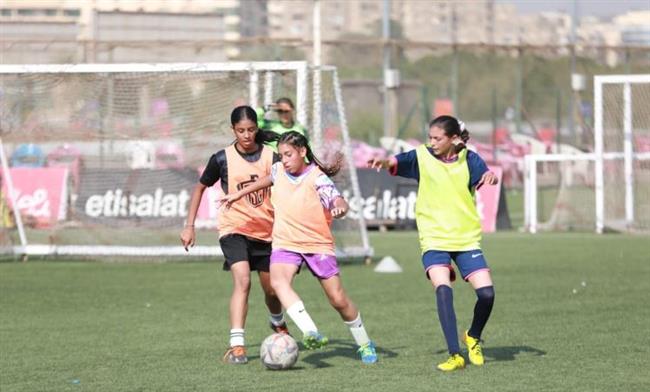 الأهلي يفتح باب الاختبارات لمواليد 2004 للكرة النسائية
