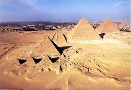 كبير الأثريين: جبانة منف يوجد بها 60 هرمًا