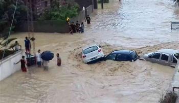   ارتفاع حصيلة ضحايا الفيضانات والانهيارات الأرضية في الهند إلى 149 قتيلاً