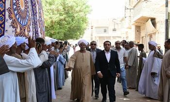 نائب محافظ قنا يفتتح مسجد الصحابة بكلاحين أبنود