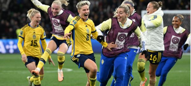 المنتخب السويدي يخطف المركز الثالث في موندبال السيدات من صاحبة الأرض