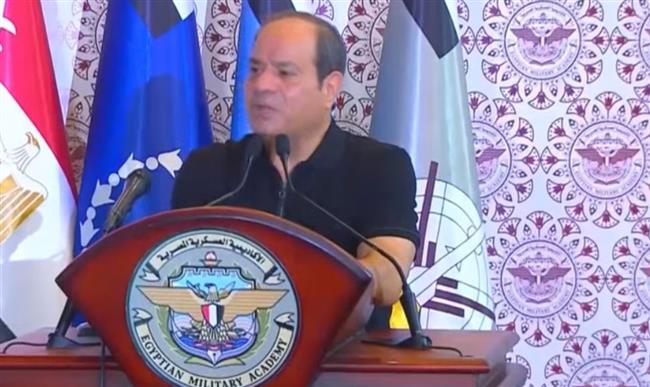 السيسي لطلاب الأكاديمية العسكرية: أتمنى لكم التوفيق.. وربنا يحفظكم ويحفظ مصر
