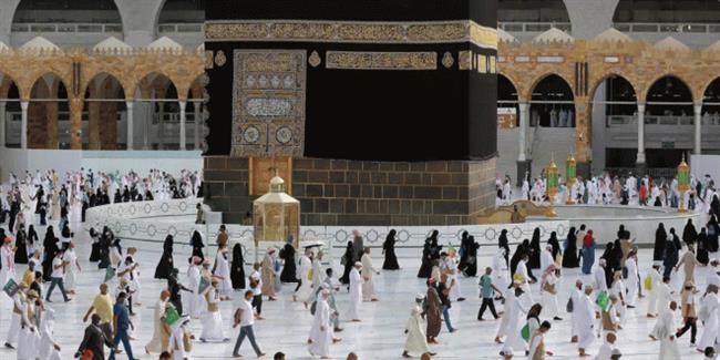 عمرة البدل .. الأزهر الشريف يكشف الحكم الشرعي لـ العمرة الإلكترونية