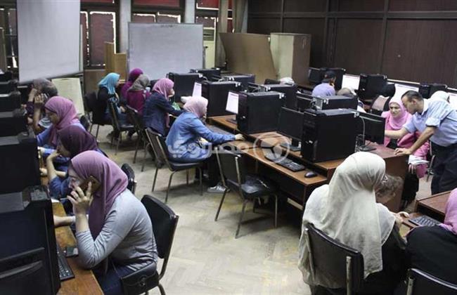 أستاذ مناهج يوضح سبب انخفاض الحد الأدنى للقبول بالجامعات هذا العام