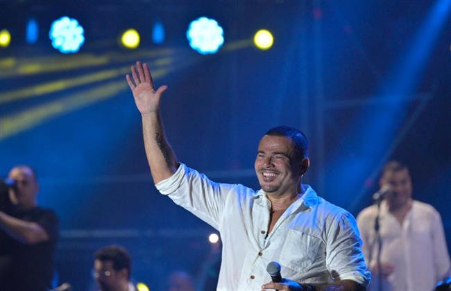 عمرو دياب يغلق شوارع بيروت في أضخم حفلات صيف لبنان
