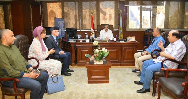 محافظ الغربية يوجه بتكثيف الرقابة على الأسواق