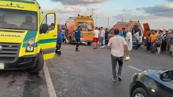 بالأسماء.. إصابة 12 شخصا فى انقلاب سيارة بالمنوفية