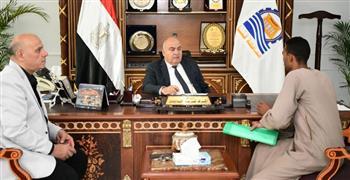 "الداودي" يستقبل 65 مواطنا لبحث شكواهم بقنا 