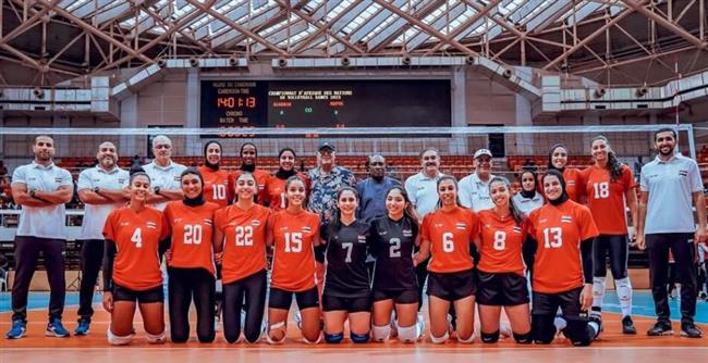منتخب سيدات الطائرة يهزم أوغندا ويتأهل لنصف نهائي بطولة إفريقيا