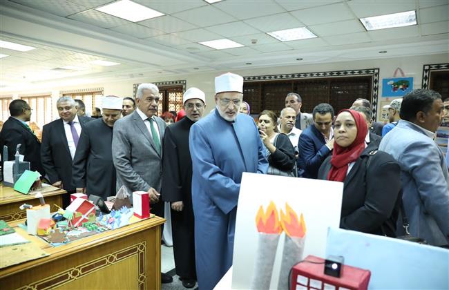 جامعة الأزهر تفتتح معرضا تحت شعار "بيئتنا حياتنا"