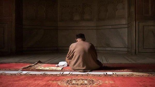 ذكر يقضي الله به حاجتك بدون دعاء