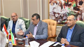   وزير الإنتاج الحربي يبحث مع نائب رئيس وزراء تتارستان سبل التعاون