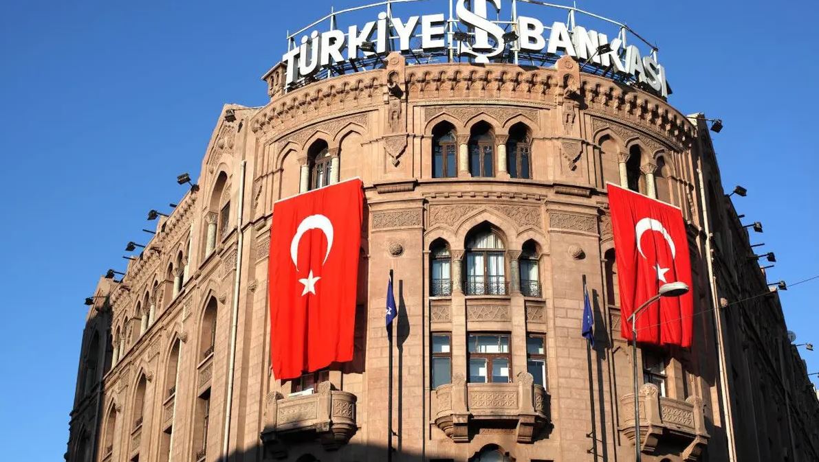 عكس التيار.. «المركزي التركي» يرفع سعر الفائدة لـ 25%