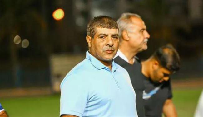 "العشري" يوجه انظارا لـ "هشام صلاح" لانعدام التركيز في تدريبات الاتحاد 