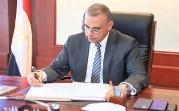 محافظ سوهاج: دعم كافة مبادرات الأسر الأولى بالرعاية