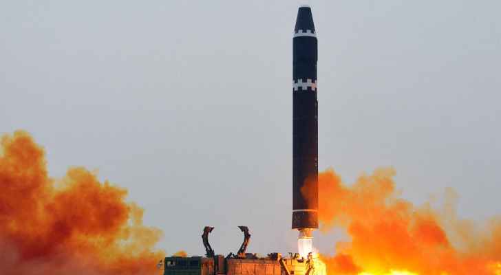 واشنطن وسيول تبحثان عن الأجزاء الغارقة من صاروخ كوريا الشمالية الفضائي