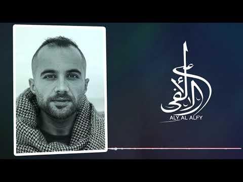 جمهور الليلة الثامنة لـ "صيف الإنتاج الثقافى" يردد أغانى نجوم الطرب مع "على الألفى" 