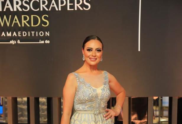 مهرجان عملاق.. هبة عبدالغني تشيد بالنسخة الثانية من "القاهرة للدراما" بالعلمين