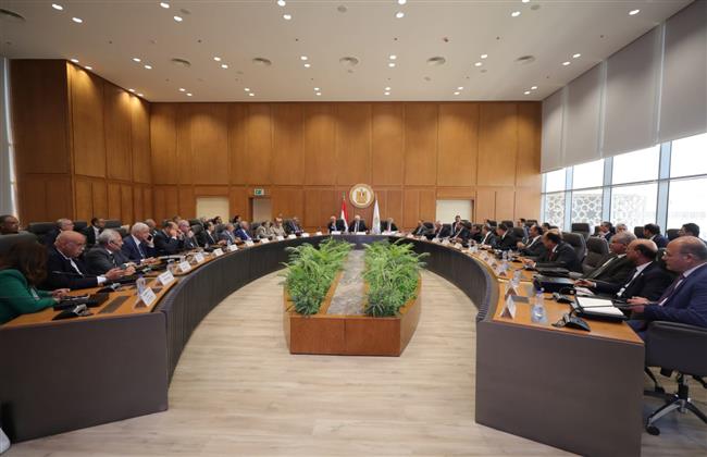 وزير التعليم العالي يرأس اجتماع المجلس الأعلى للجامعات بمقر الوزارة بالعاصمة الإدارية الجديدة