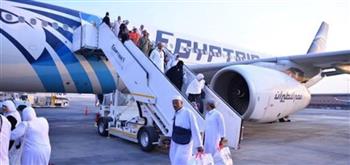   "مصر للطيران" تعلن الضوابط الخاصة بحجز تذاكر العمرة
