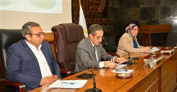محافظ الغربية يترأس اجتماع المجلس التنفيذي