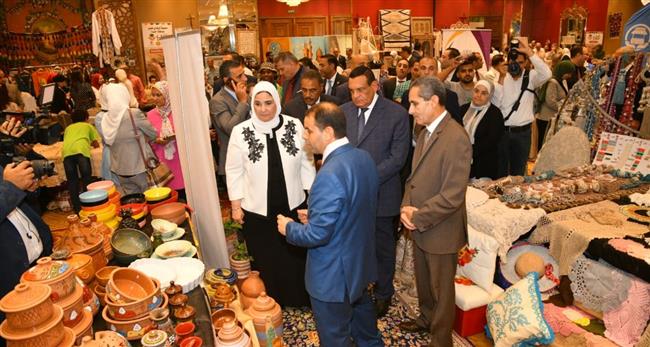 الغربية تشارك في معرض أيادي مصر للصناعات والحرف التراثية