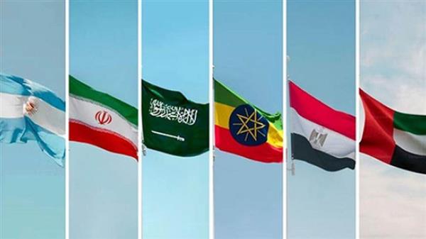 صحيفة عمانية: انضمام مصر و5 دول لـ "بريكس" سيساهم في بناء مشهد عالمي جديد