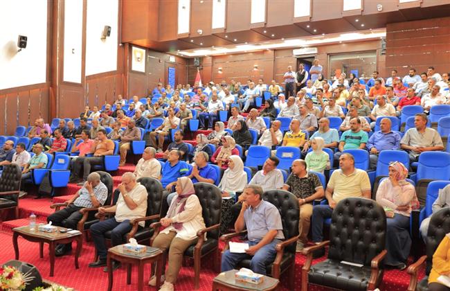 "أبي قير للصناعات الهندسية" تنظم ندوة تثقيفية للعاملين حول الحقوق والواجبات وإشتراطات السلامة والصحة المهنية