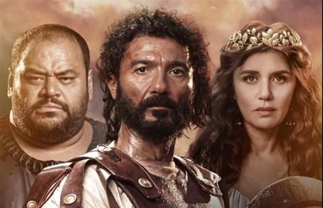 أيمن بهجت قمر يشكر فريق العمل عقب انتهاء تصوير "أهل الكهف"