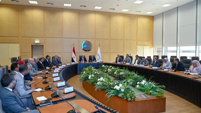وزيرا الري والنقل يناقشان المشروعات المشتركة وانشاء طرق ومحاور جديدة على مستوى الجمهورية