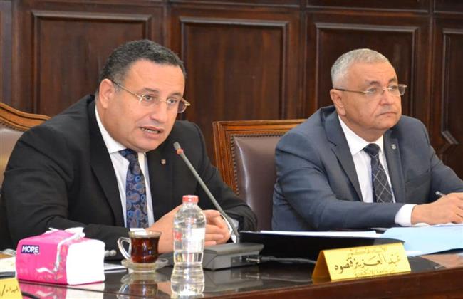 رئيس جامعة الإسكندرية يوجه خلال مجلس الجامعة بالانتهاء من استعدادات العام الدراسى الجديد