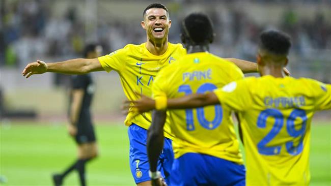رونالدو يفوز بجائزة لاعب الشهر في الدوري السعودي