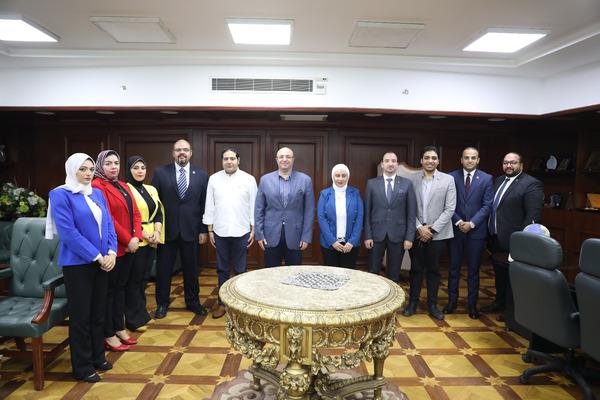 مبادرة "محو الأمية" بالتنسيقية تبحث تعزيز التعاون مع محافظ بني سويف