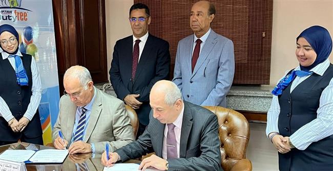 مصر للطيران للأسواق الحرة توقع بروتوكول تعاون مع شركة فلاي إيجيبت