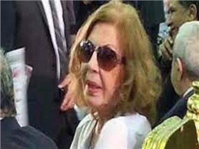وفاة زوجة الكابتن صالح سليم.. ويسرا: العزاء يقتصر على الجنازة فقط