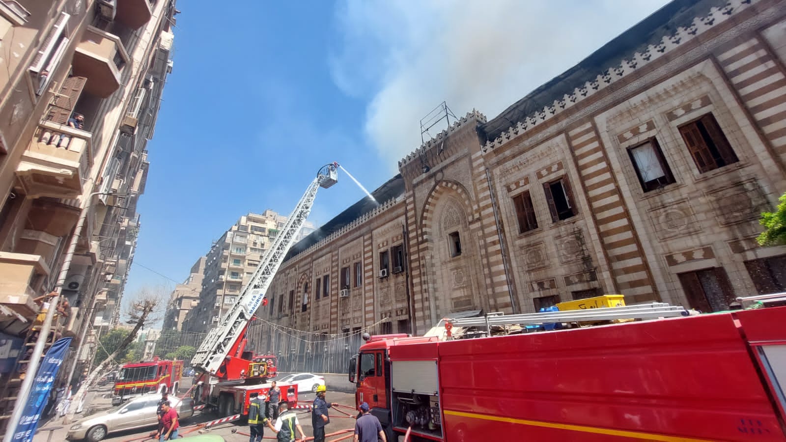 محافظ القاهرة يوجه بتشكيل لجنة هندسية لفحص مبنى "الأوقاف"