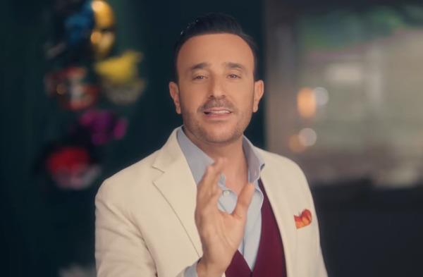 صابر الرباعي يحتفل بتخطي دويتو "جوه عينيك" المليون مشاهدة
