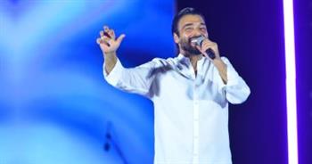   حميد الشاعري يشعل مهرجان العلمين بأغنية "بالي رايق" وسط حضور جماهيري ضخم  