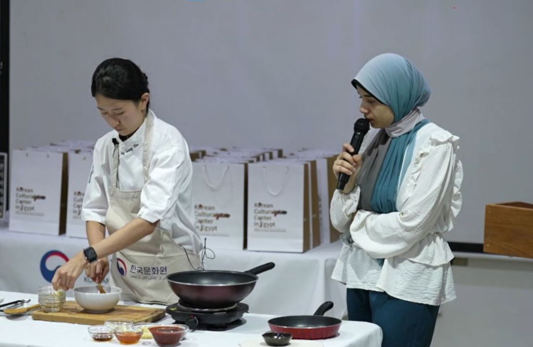 المركز الثقافي الكوري يختتم أكاديمية الطعام الكوري 2023