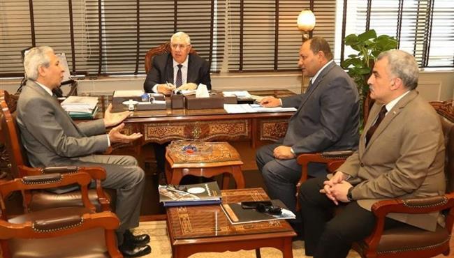 وزير الزراعة يتابع تنمية الثروة السمكية والبحيرات وزيادة الإنتاجية من الأسماك 