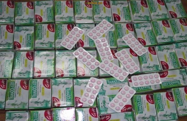 ضبط 156 قرص ترامادول على متن طائرة بمطار الغردقة
