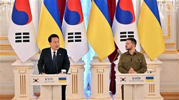   كوريا الجنوبية تسمح لرجال الأعمال بزيارة أوكرانيا للمشاركة في مشاريع إعادة الإعمار