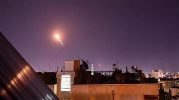 صواريخ بسماء دمشق.. إسرائيل تضرب جنوب سوريا