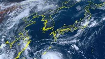   اليابان تحذر مواطنيها من اقتراب إعصار "خانون" من جنوب غربي البلاد