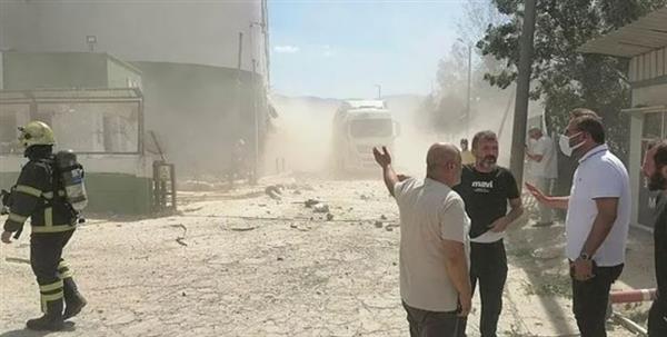 مراسل القاهرة الإخبارية: 10 مصابين في انفجار ميناء درينجة التركي حتى الآن