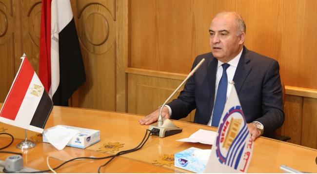 اجتماع موسع لمحافظ قنا بسبب شوارع قفط