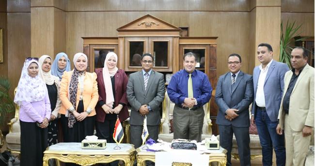 مركز ضمان الجودة بجنوب الوادي يهنئ الدكتور«عكاوي» لتوليه رئاسة الجامعة
